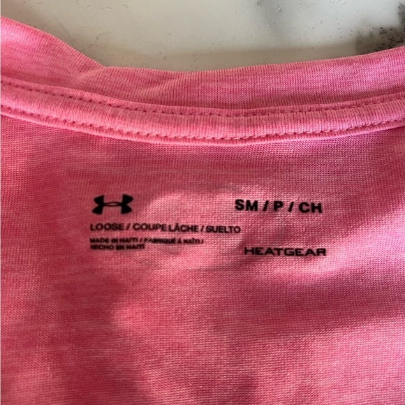 Under armour women V-neck sport tshirt short sleeve size small color pink - Picture 3 of 5